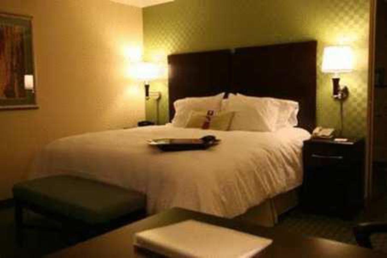 Hampton By Hilton Hotel Brentwood Exterior foto